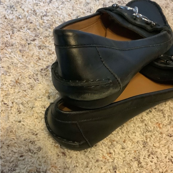 Coach - Picture 10 of 13